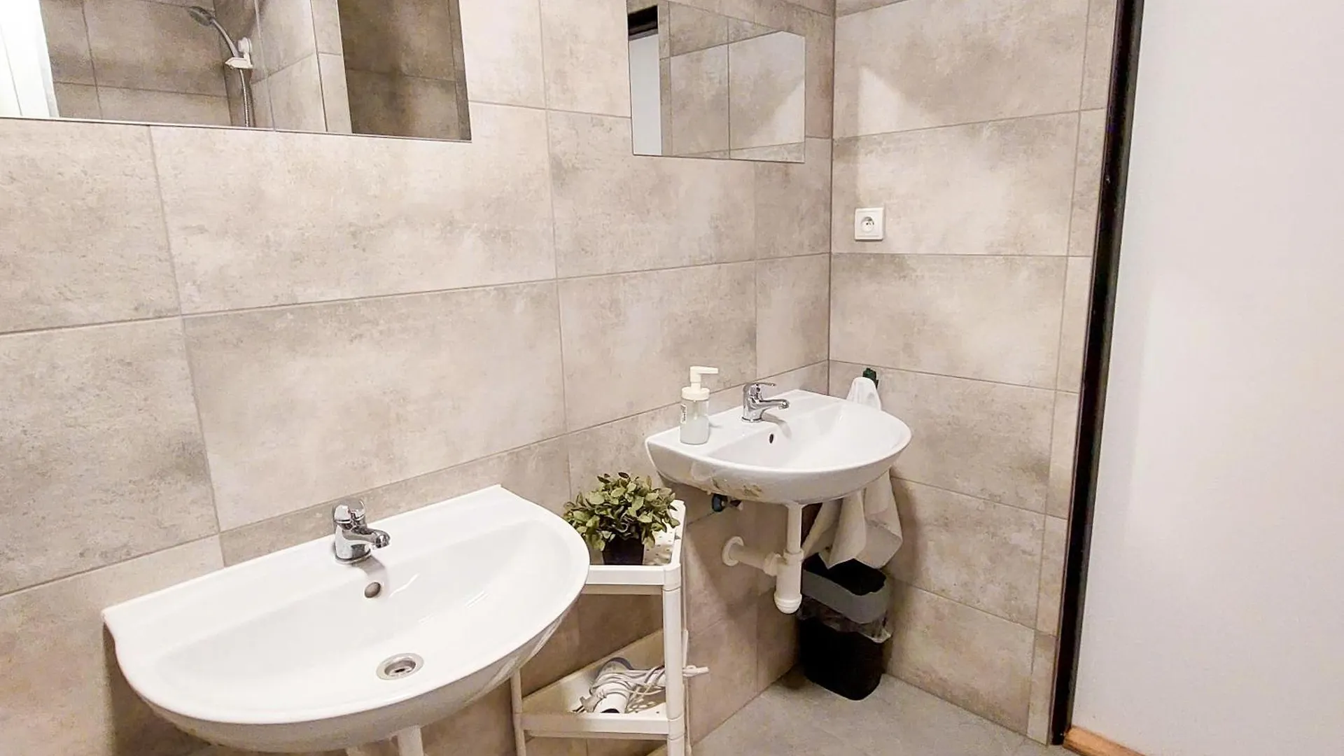 Pansiyon Spacious Room E1 Prag